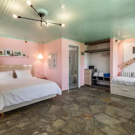 Panormos Skopelos Hotel 3*
