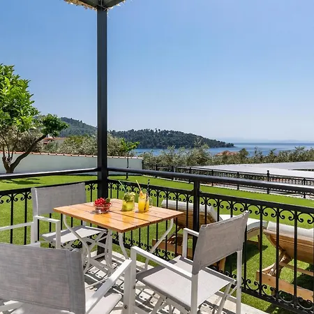 Panormos Skopelos 3*