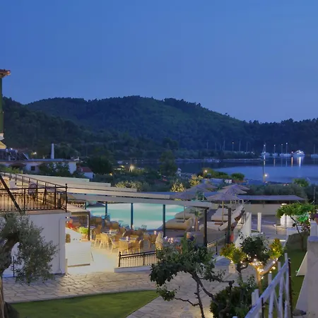 Panormos Skopelos 3*