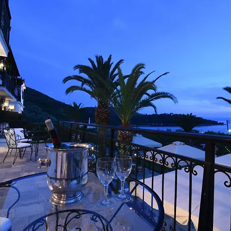 Panormos Skopelos Hotel 3*