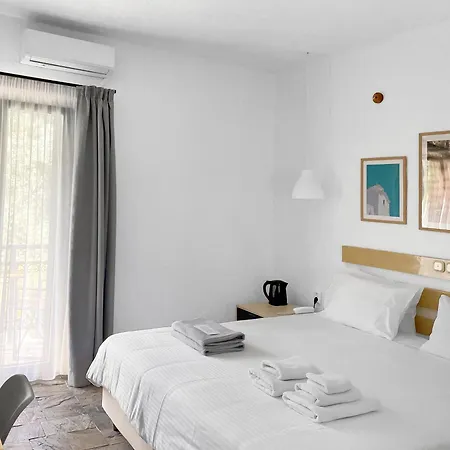 Ξενοδοχείο Panormos Skopelos 3*