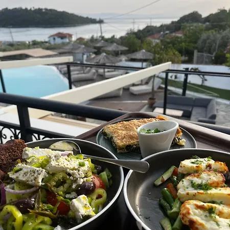 Panormos Skopelos Hotel 3*